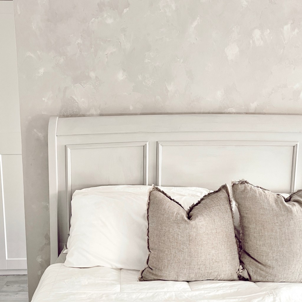 Picture of DIY Textured Wall / Faux Concrete Wall – madxson & co.